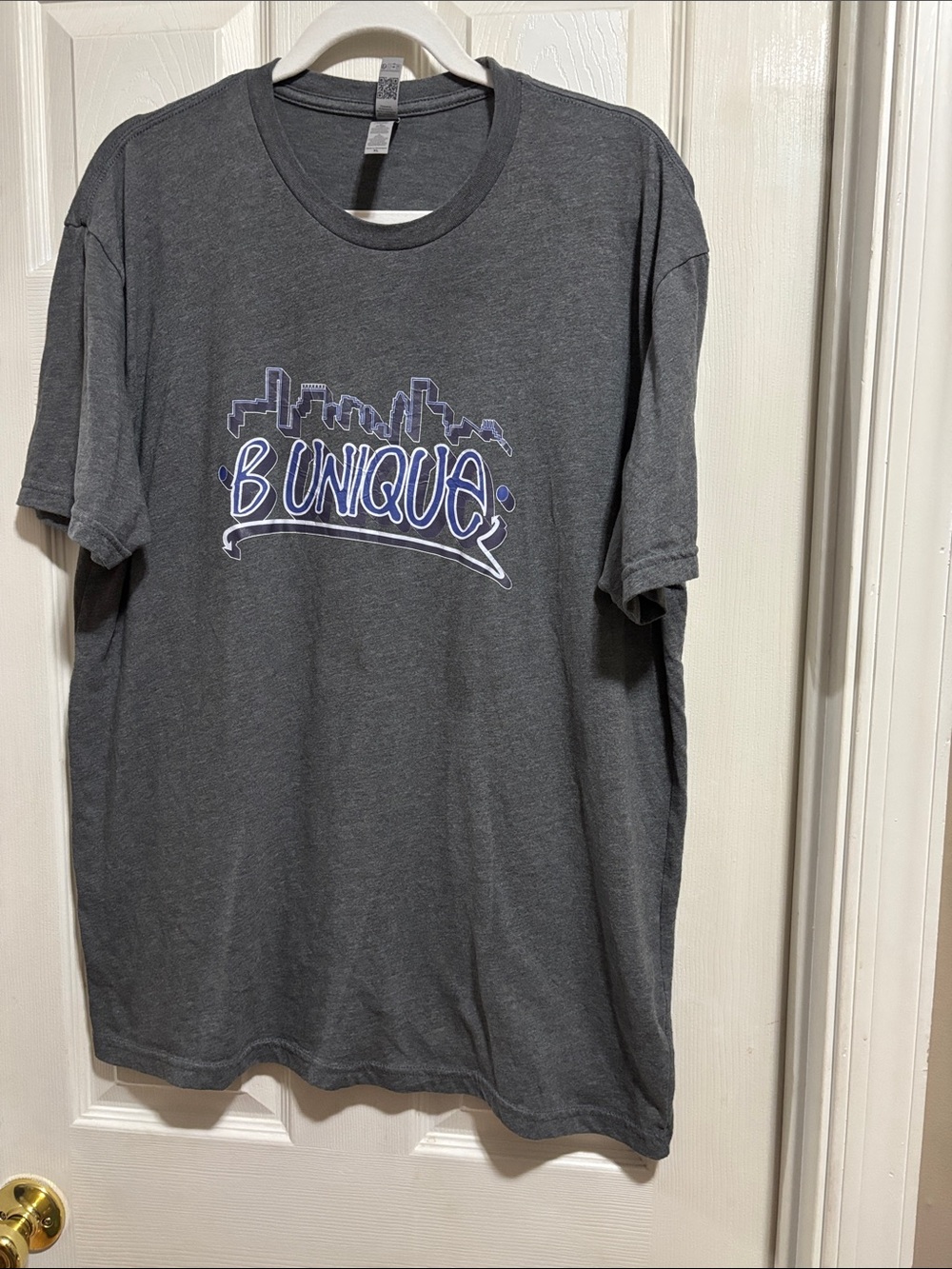 B UNIQUE Charcoal Gray Graphic Tee - Men